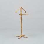 1160 9383 VALET STAND
